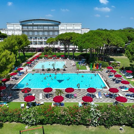 Il Tridente Hotel Bibione Exterior photo